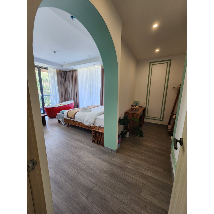 SUITE Room
